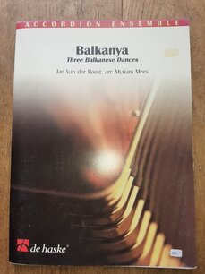 Balkanya ( accordeon ensemble)