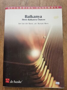 Balkanya ( accordeon ensemble)